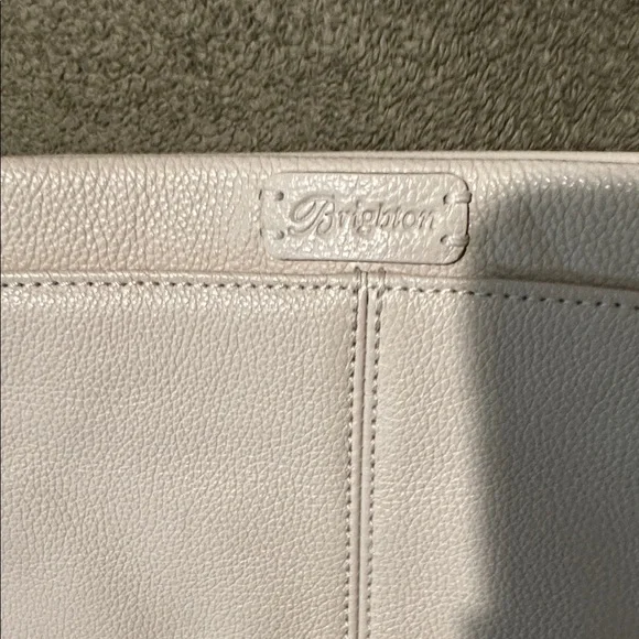 Brighton Crossbody Leather Organizer - Picture 3 of 11